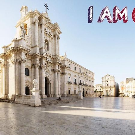 I Am Ortigia - Alfeo Apartment Syracuse Bagian luar foto